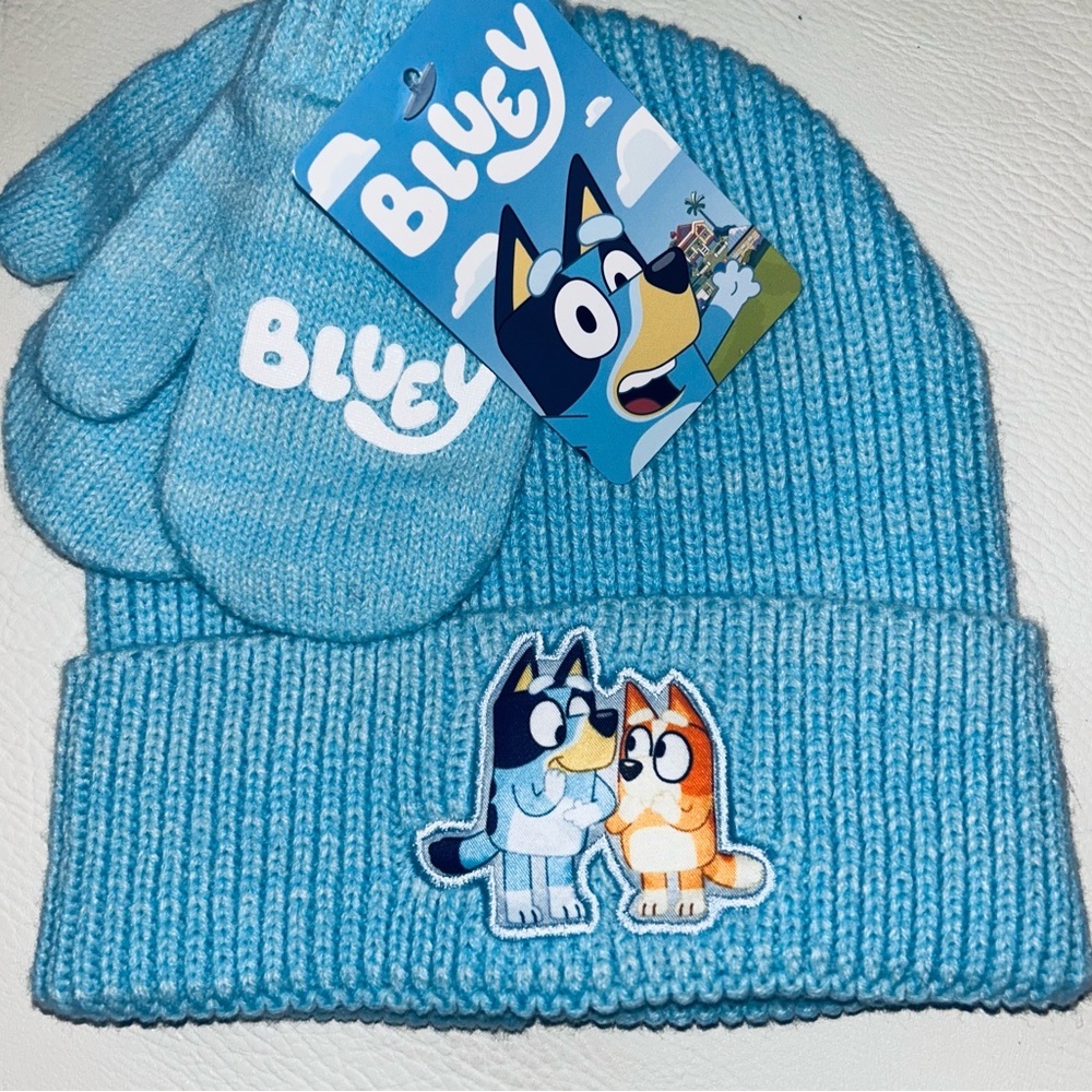 Bluey Kids Beanie and Mittens Set - Light Blue